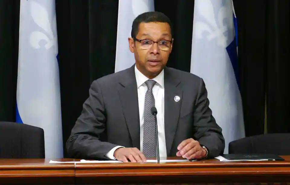 Lionel Carmant: partir pour rester debout