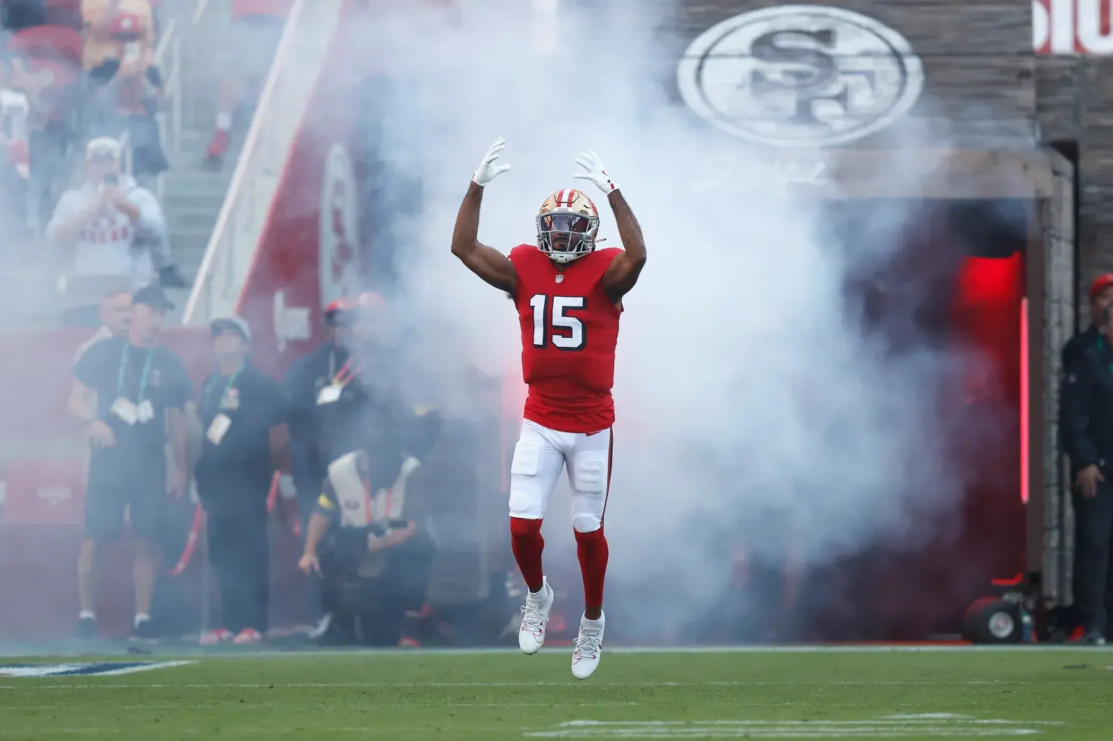 49ers' Kyle Shanahan Addresses Trade Rumors Involving Dynamic WR