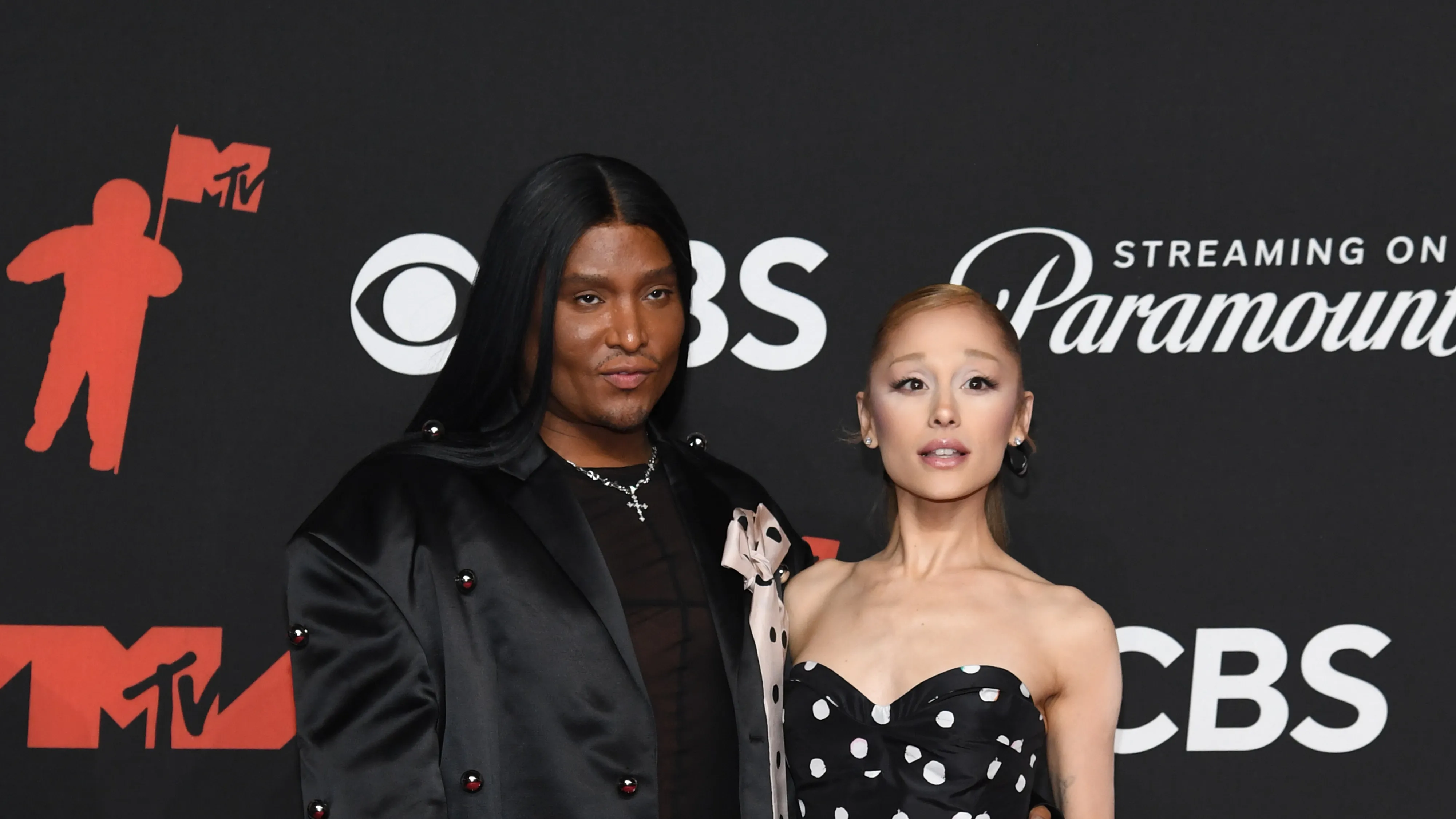 Ariana Grande Is  Brunette Again—and Still Paying Homage to ‘The Wizard of Oz’