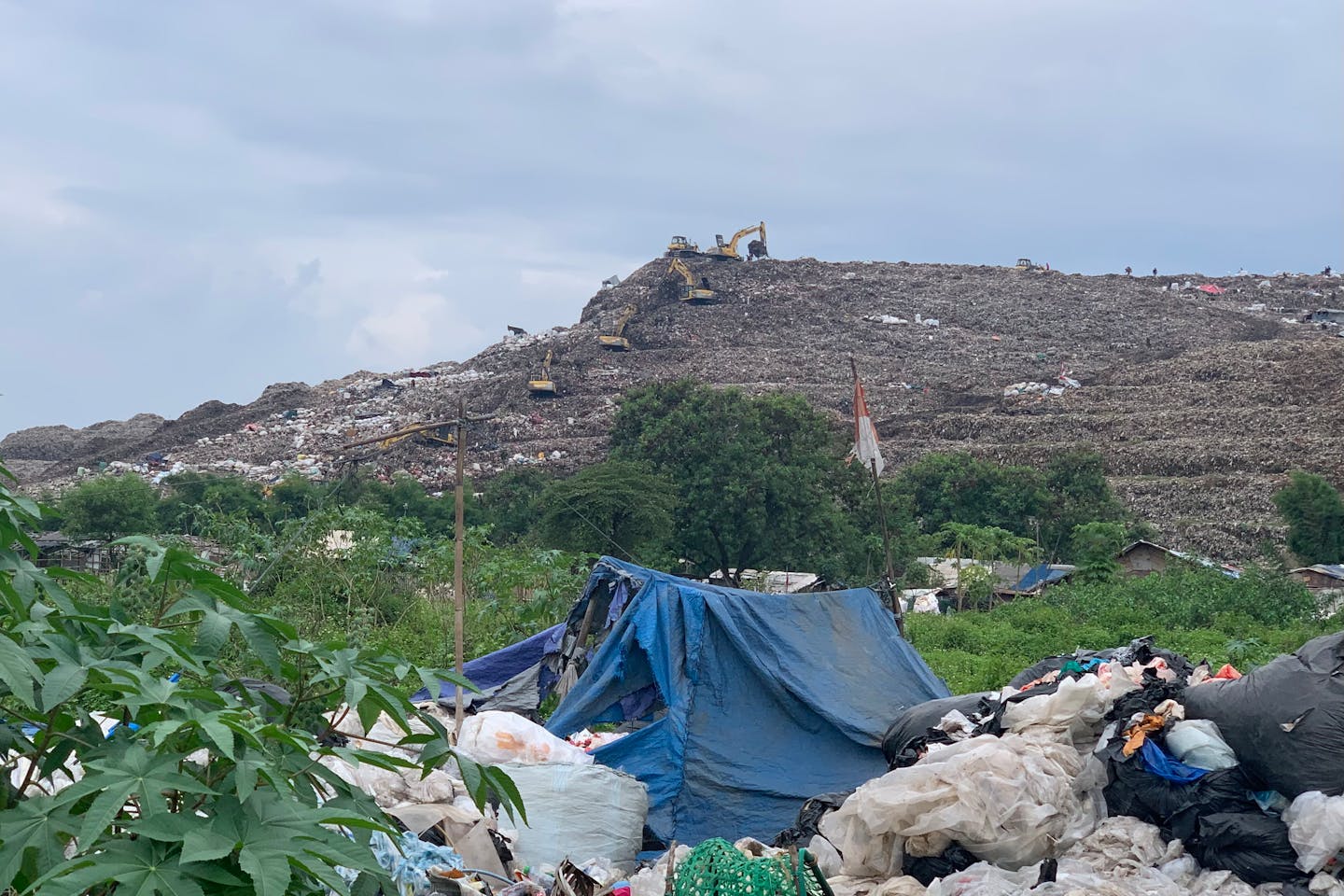 Indonesia seeks foreign investment in 'green' incinerators to tackle waste crisis