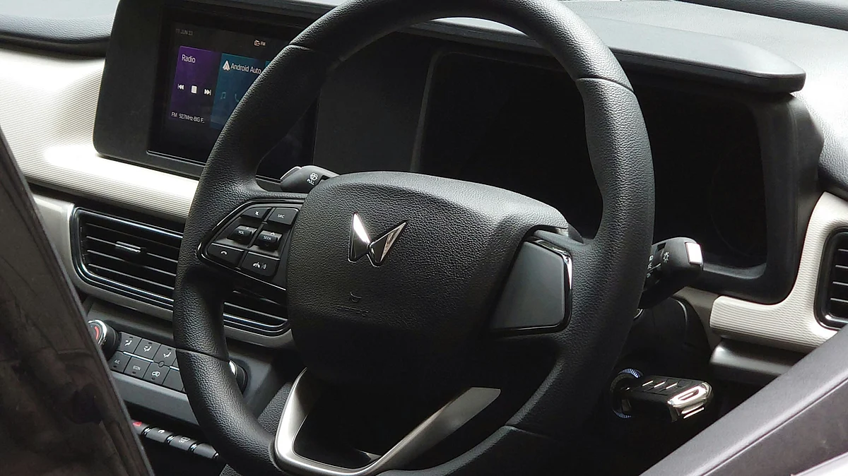 M&M October Sales: Total Sales Rises 26% To 1.2 Lakh Units