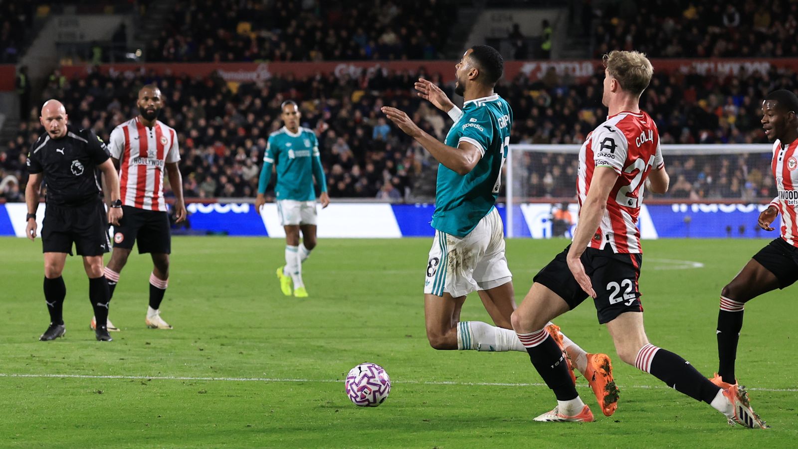 Ref Watch: Should Gakpo have had a penalty at Brentford?