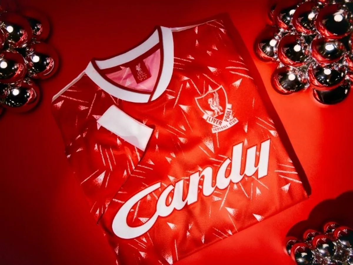 Liverpool fans race to bag 20% off Christmas gifts in rare club sale ending Sunday