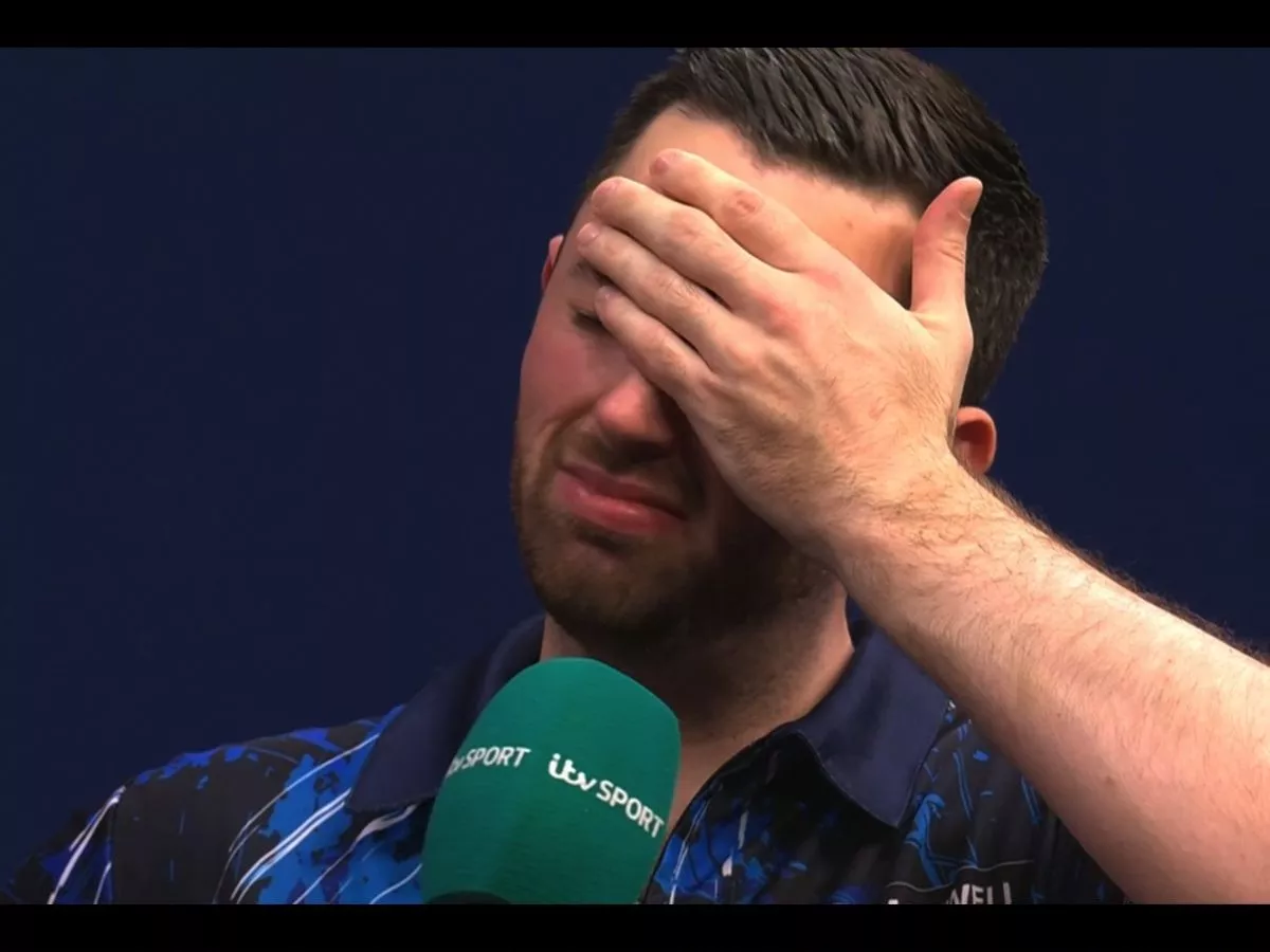 Luke Humphries can't help but swear on live TV moments after blowing £120k payday