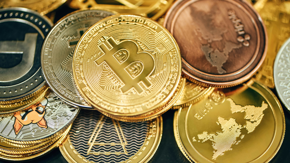 Bitcoin Surges Past $115,500 As Market Optimism Builds Ahead Of Fed Meet