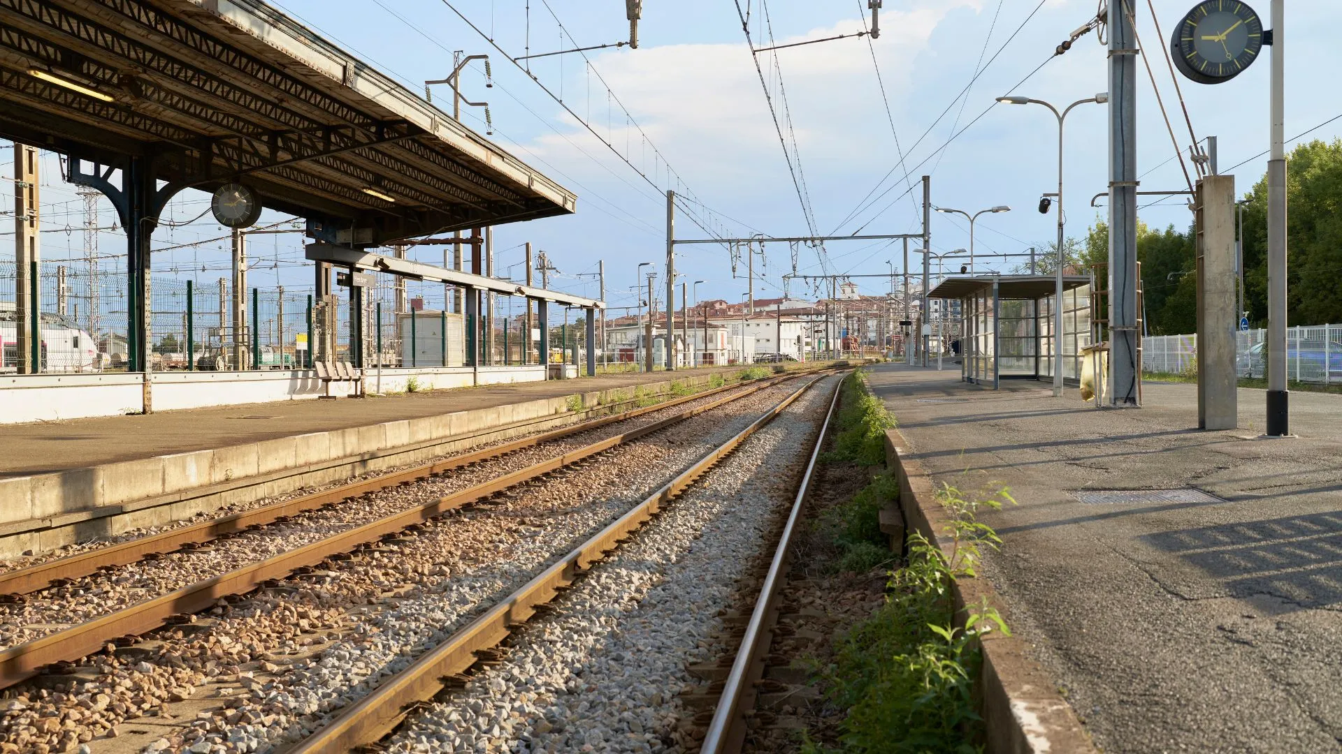 US engineers use smart alloys to make concrete rail ties self