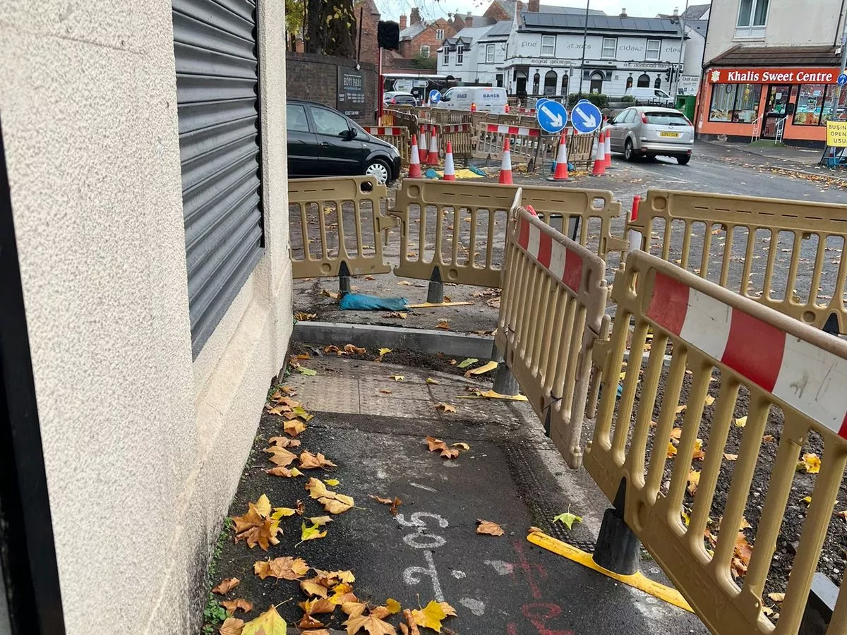Restaurant owner blasts council after workers block off business in roadwork 'error'