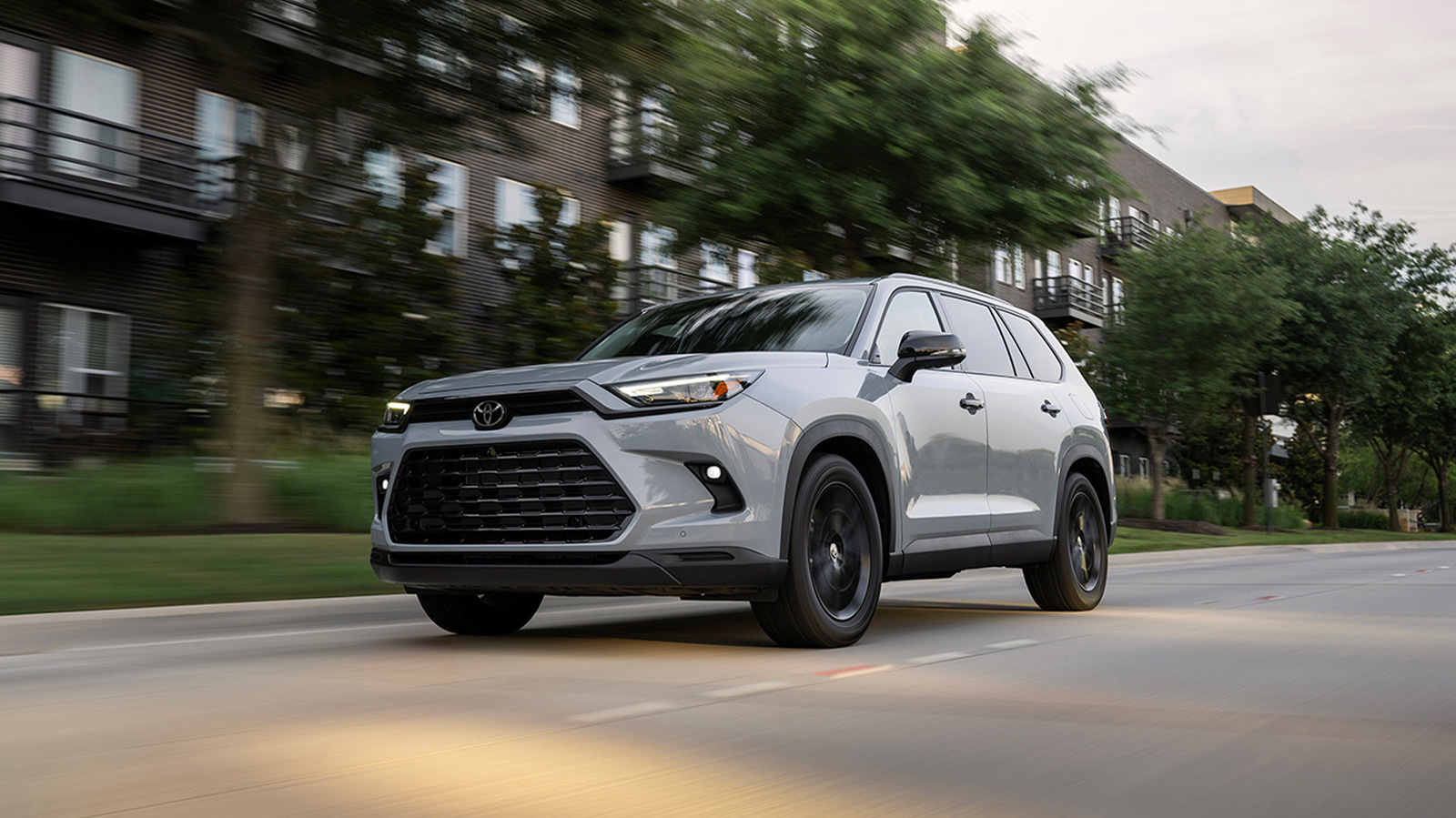 5 Of The Most Spacious SUVs Under $50,000, Ranked By Cargo Capacity