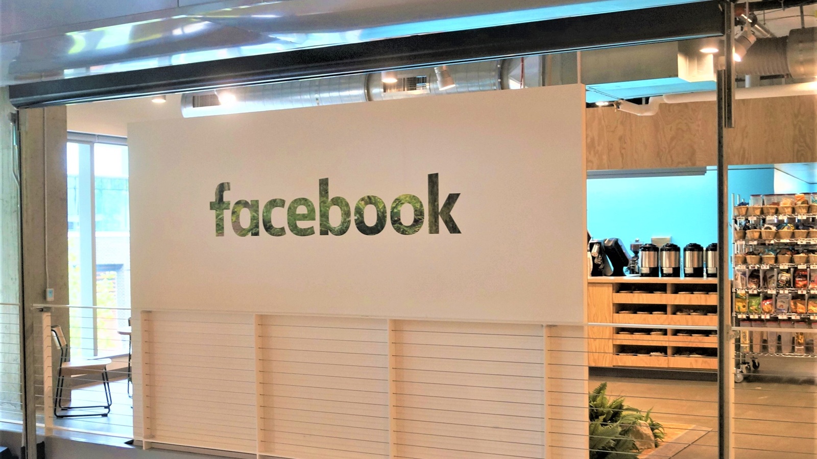 Facebook (META) Q3 2025 earnings results beat revenue expectations, tax charge creates EPS miss