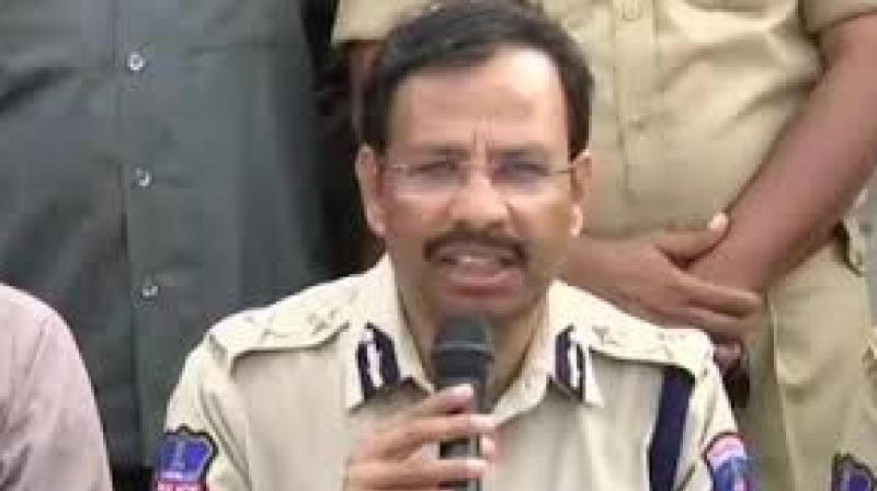 SI Under Probe for Helping Rs 3K-Cr Cheat Flee