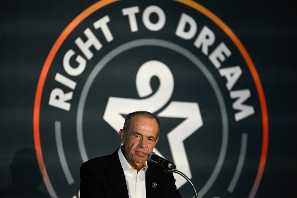 From 'Mo the Waiter' to San Diego FC owner