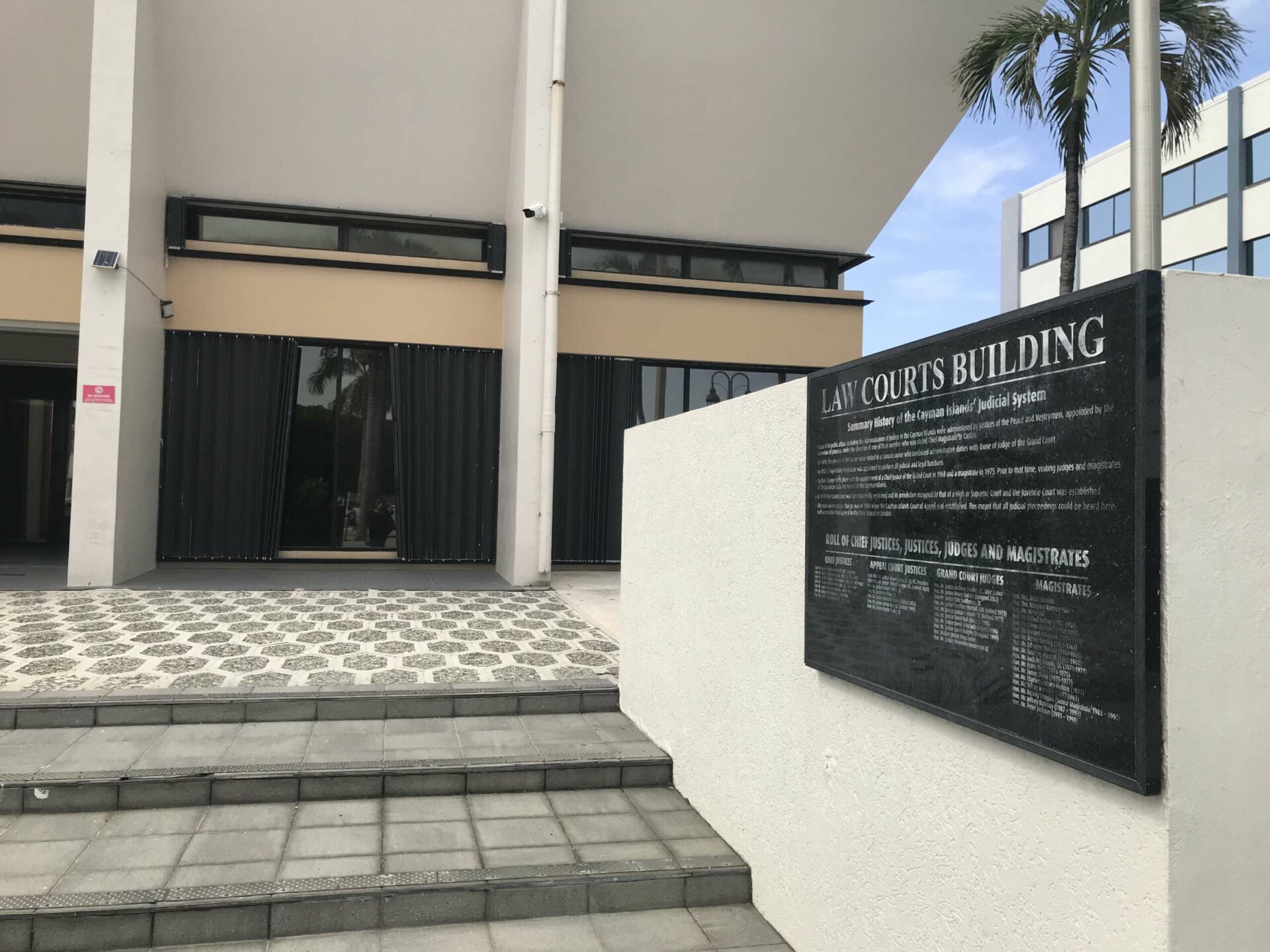 Fentanyl smuggling couple jailed for over 9 years