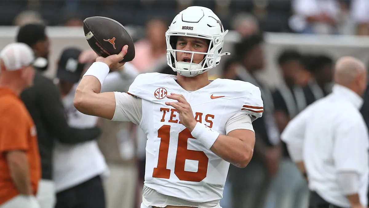 Texas football QB Arch Manning returns to practice after suffering concussion