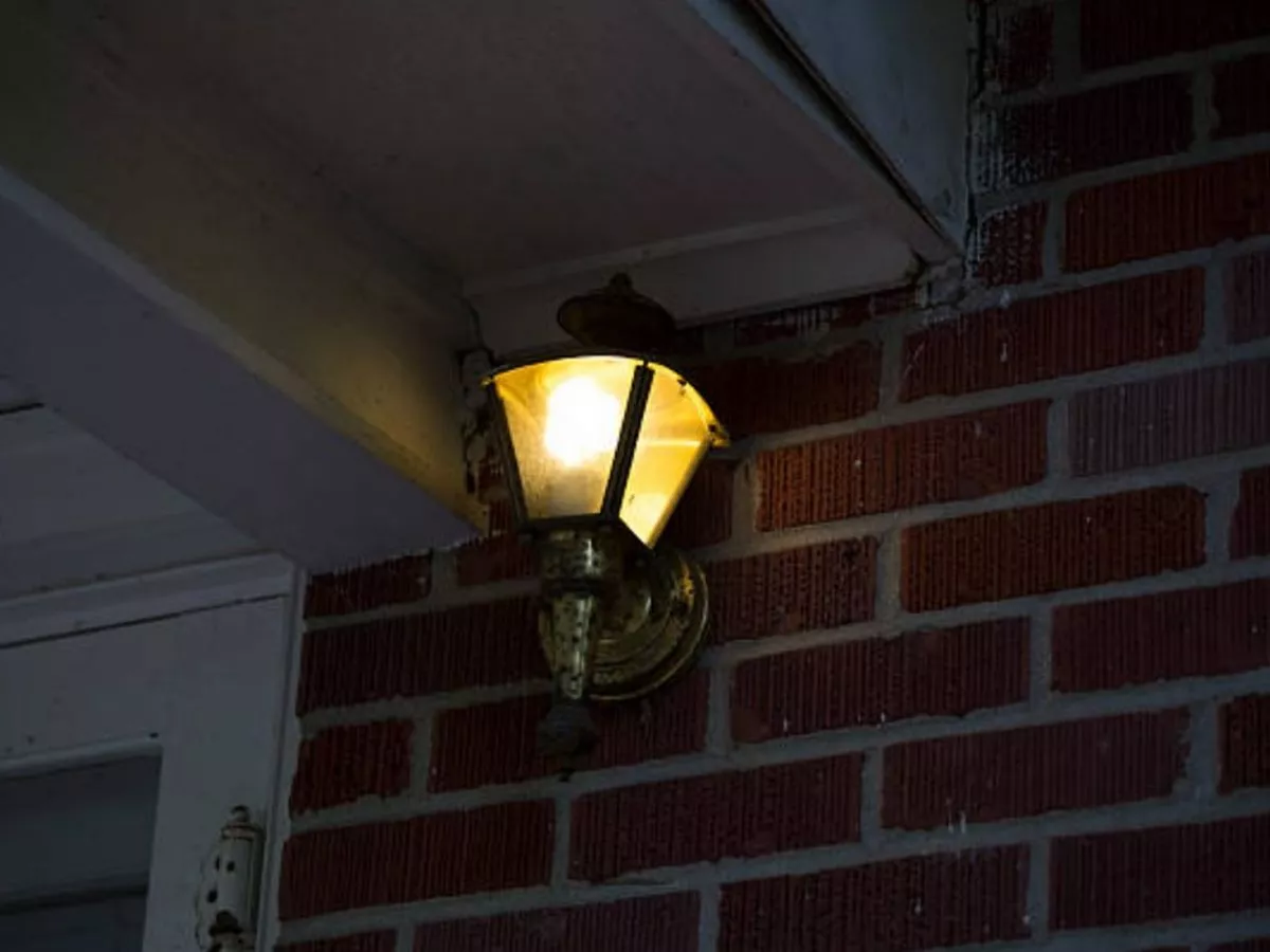 UK households told 'turn off all lights on Friday' or face unwelcome problem