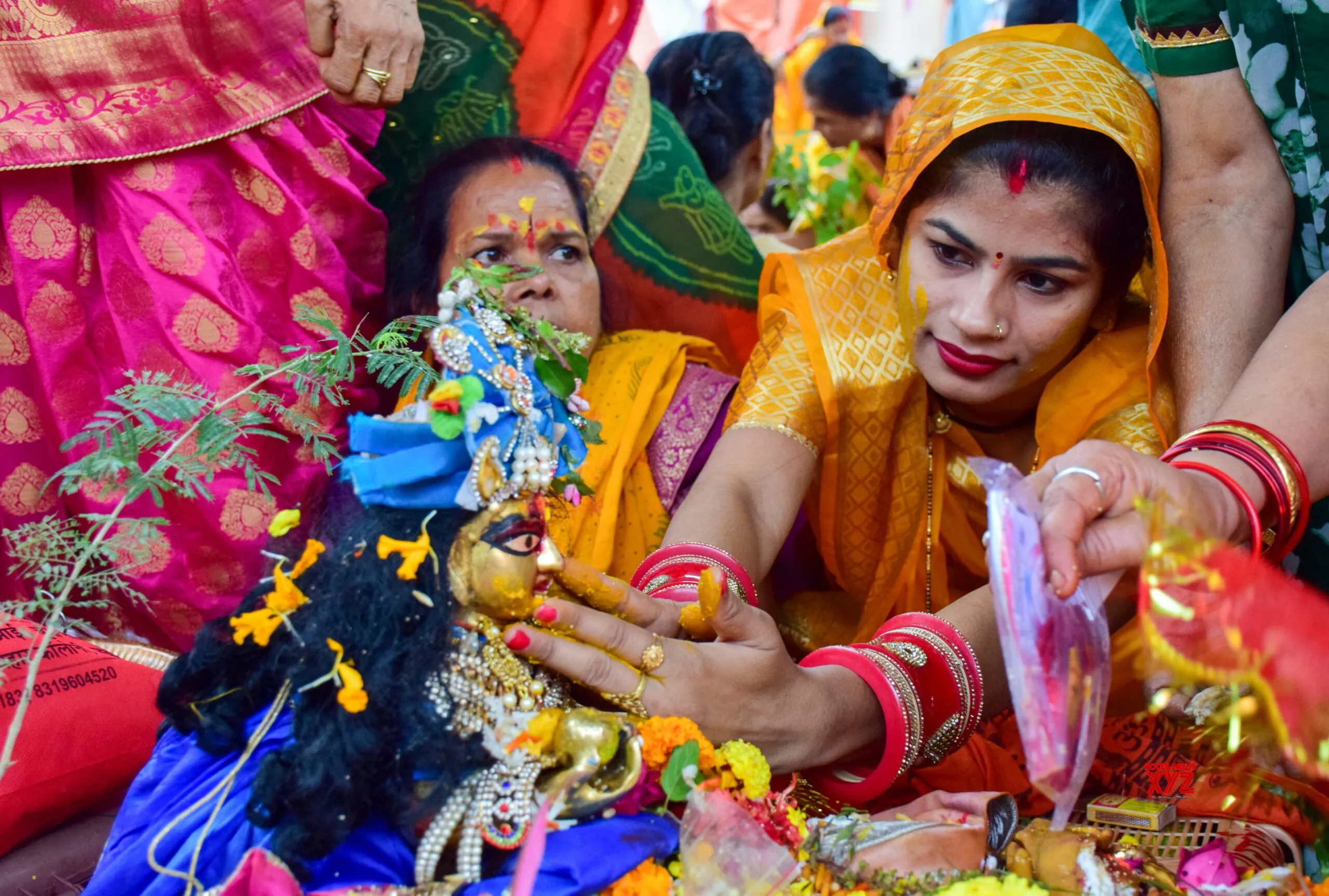 Jabalpur: Devotees Celebrate Dev Uthani Ekadashi #Gallery
