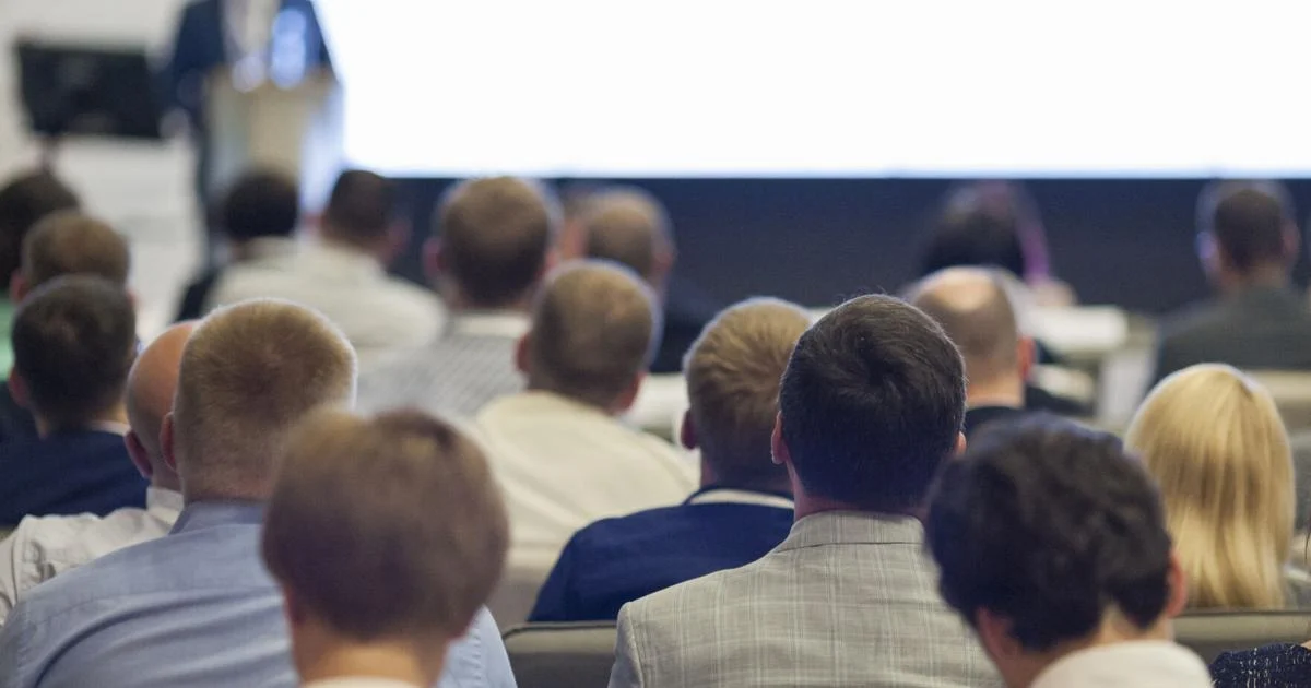 Finding a common ground in public speaking