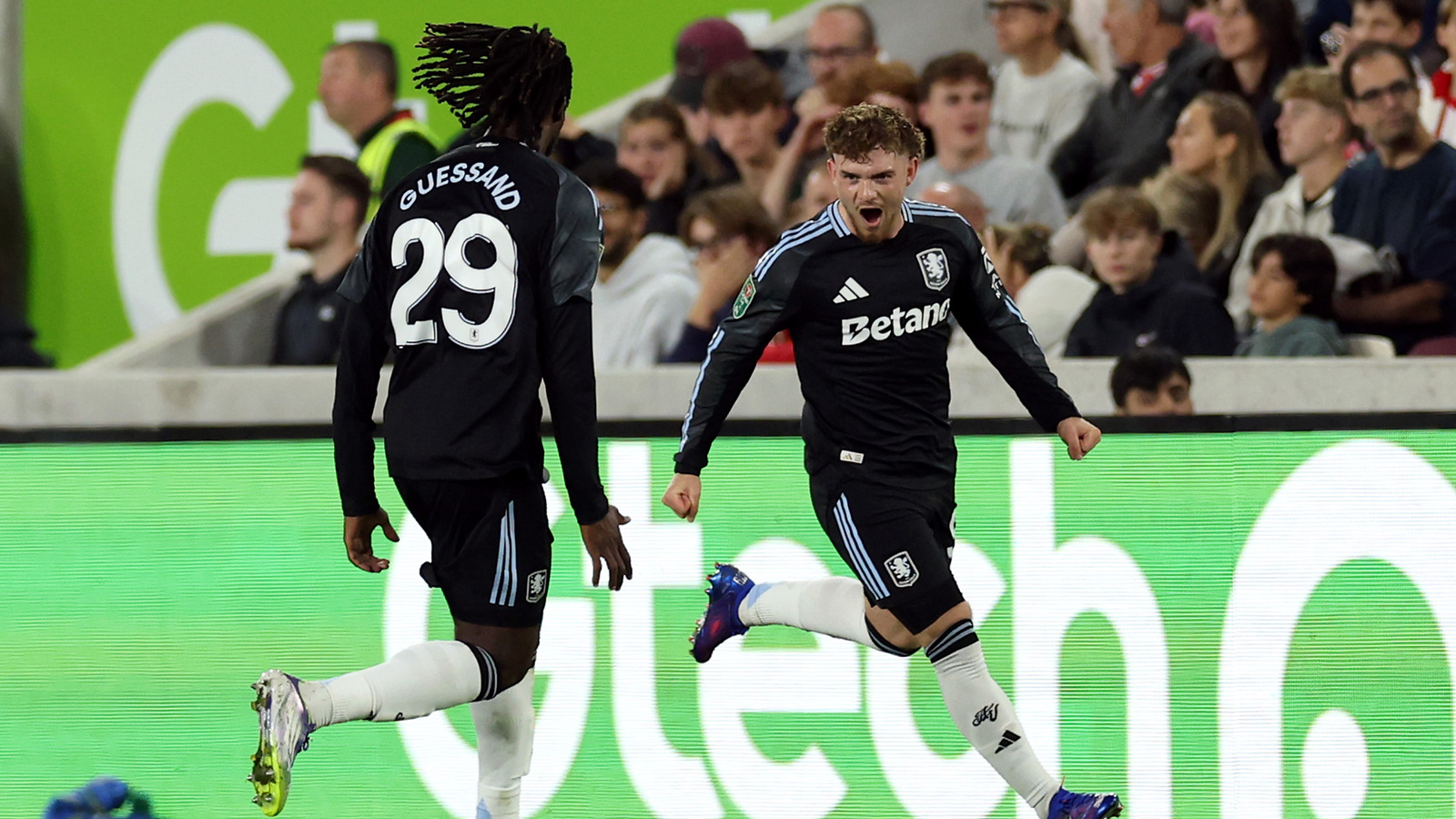 Report: Liverpool 'monitoring the situation' of 22-year-old utility man at rival club