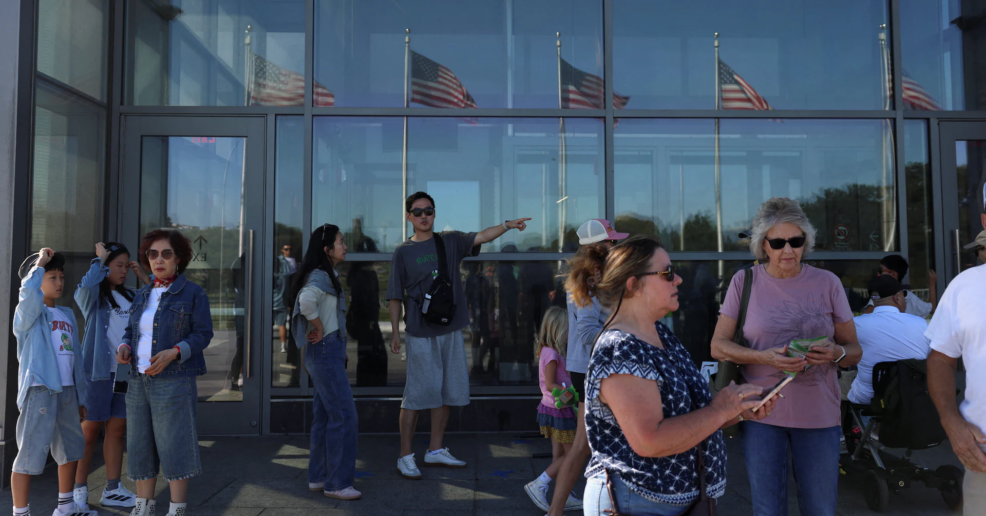 Federal shutdown could cost US economy up to $14 billion - Reuters