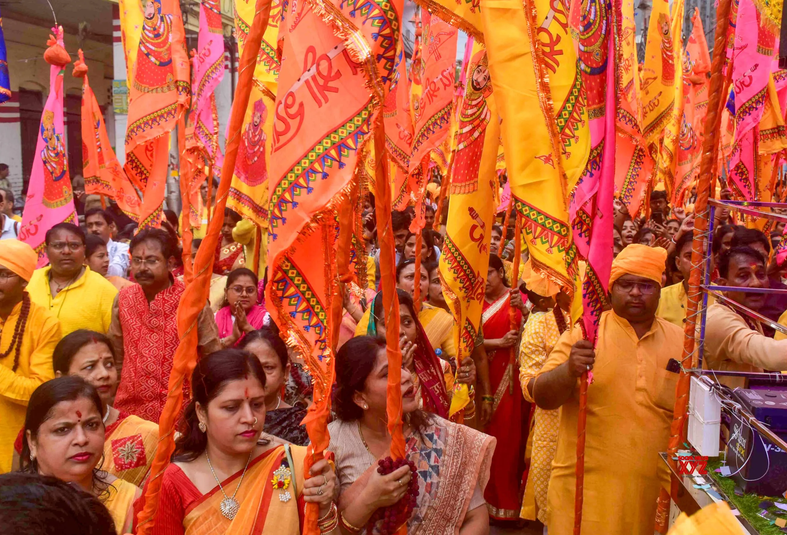 Prayagraj: Devotees Celebrate Tulasi Vivah on Ekadashi #Gallery