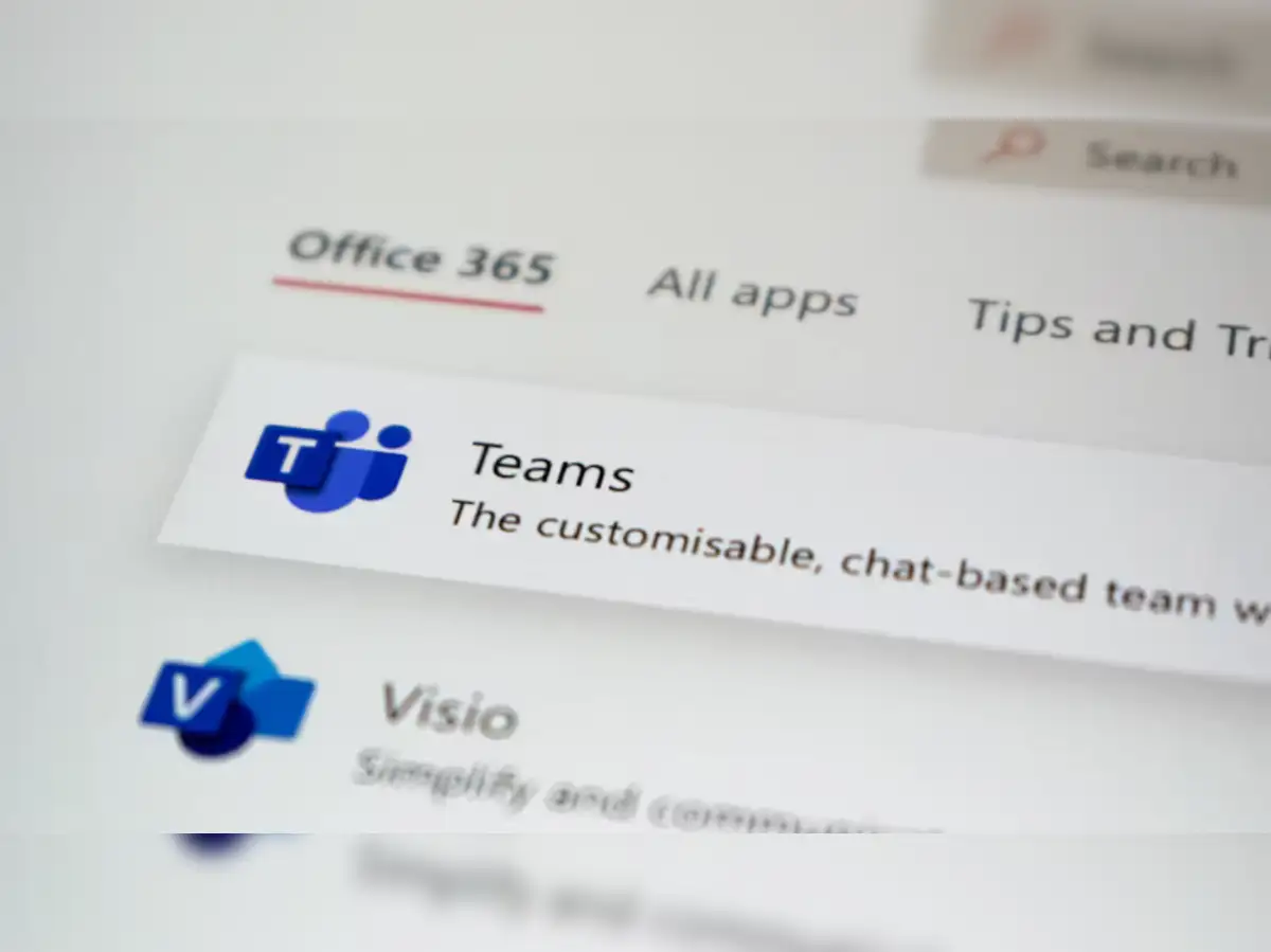 Microsoft Teams turns snitch, will tell your boss if you’re in office or not