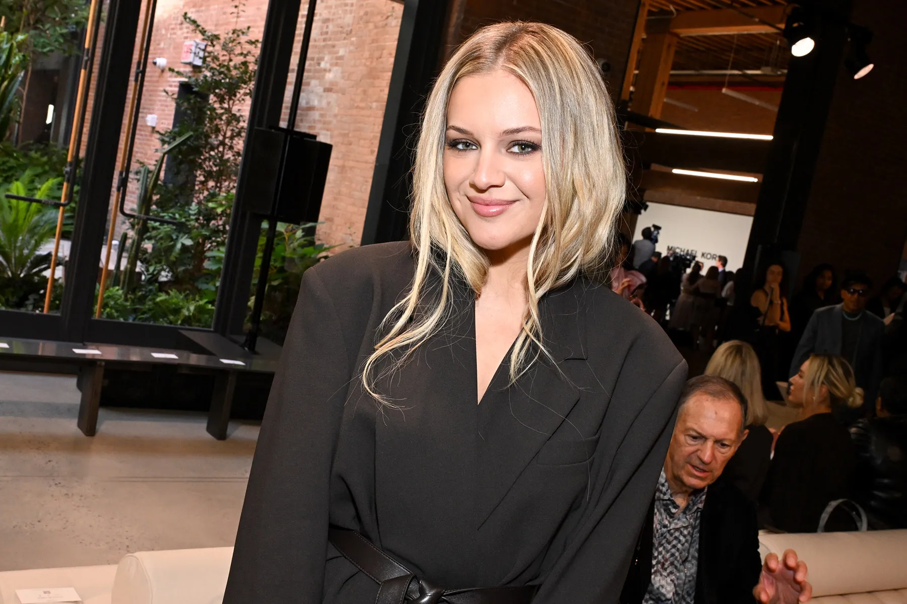 Kelsea Ballerini Posts Photo Dump Life Update Following Chase Stokes Split: ‘Hot Dogs, Porch Painting, Bed By 9pm, Friendship’