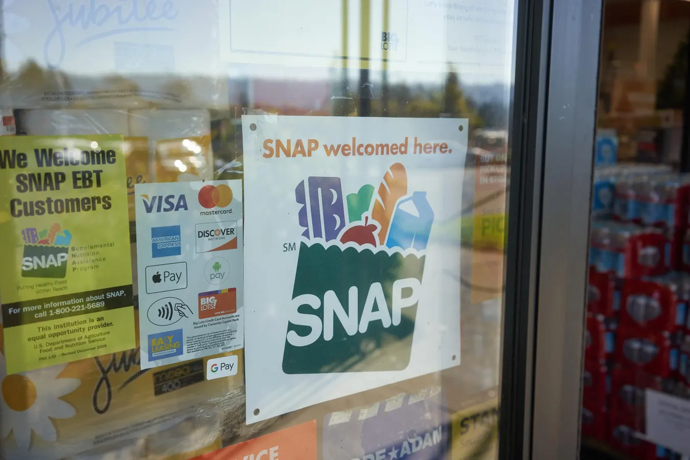 When SNAP Benefits Expire: How Paused Aid Ripples Through Mothers And Markets