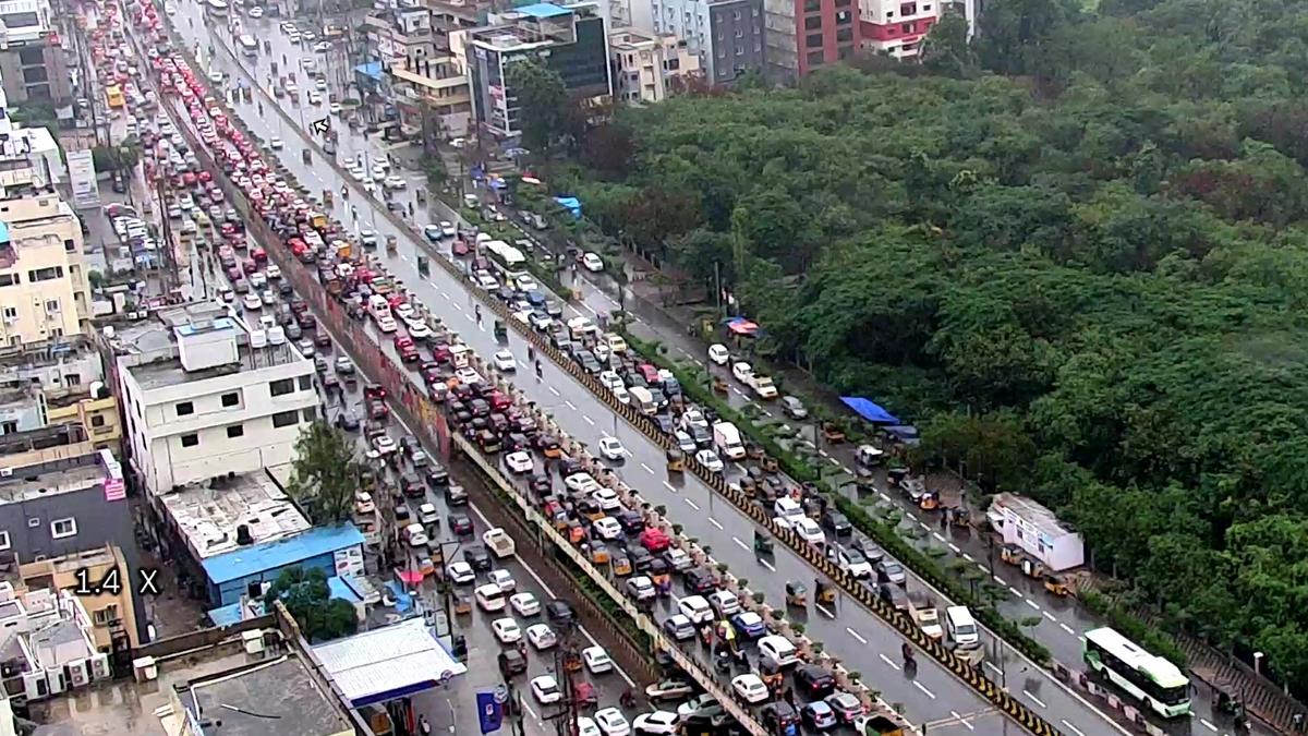 1.3 million vehicles hit Hyderabad IT corridor despite continuous rain; staggered work hours help avert gridlock