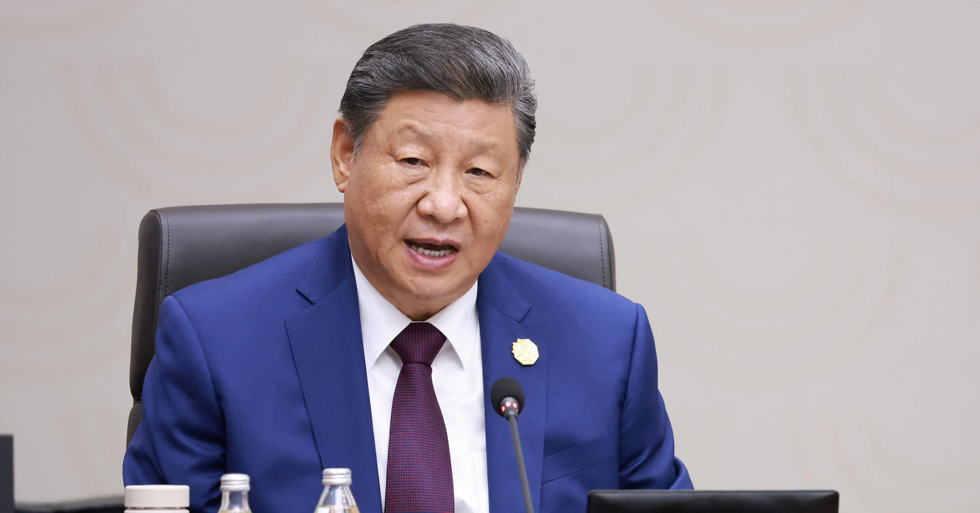 China's Xi pushes for global AI body at APEC in counter to US