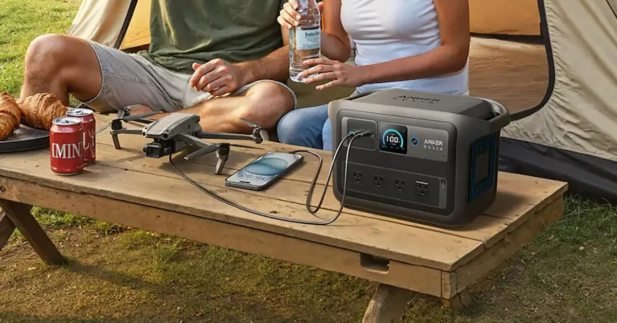 For the rest of the day, save $325 on Anker's black SOLIX C1000X Gen 2 power station at $475 (Reg. $800)