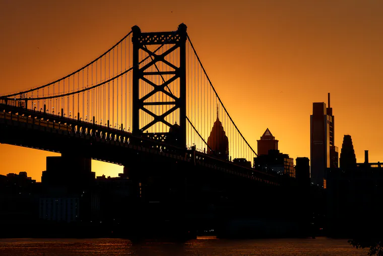 Daylight saving time 2025 ends, standard time starts as clocks fall back