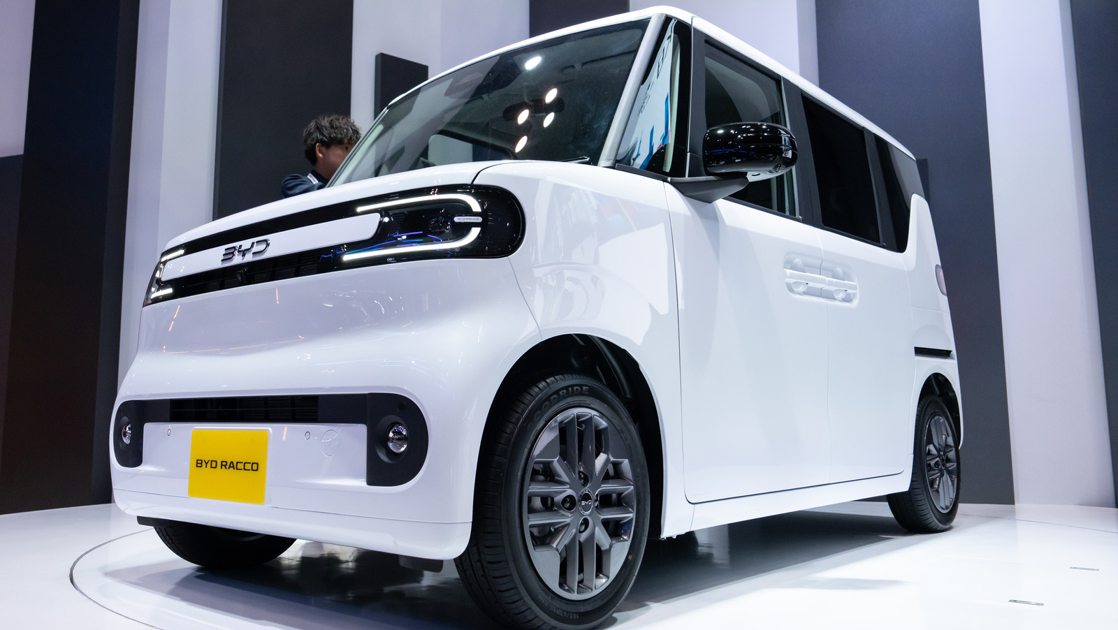 This Tiny Chinese EV Hopes To Tackle Japan's Massive Kei Car Market