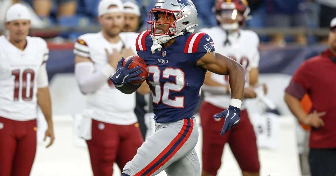 Signs point to TreVeyon Henderson starting Sunday for Pats