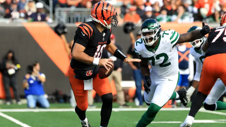 Micheal Clemons Jets Trade Rumors Cause Social Media Uproar