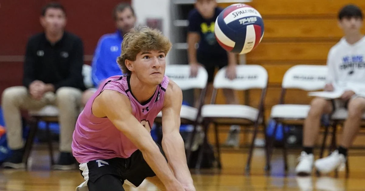 Clarence earns top seed for boys volleyball playoffs