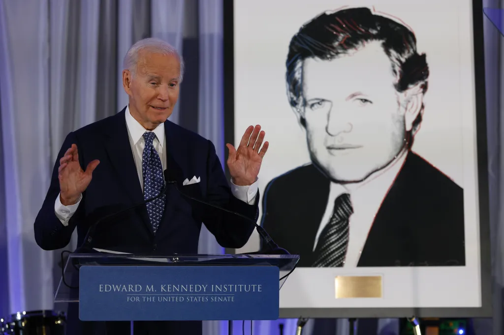 Lucas: Cowardly Dems abandon Joe Biden