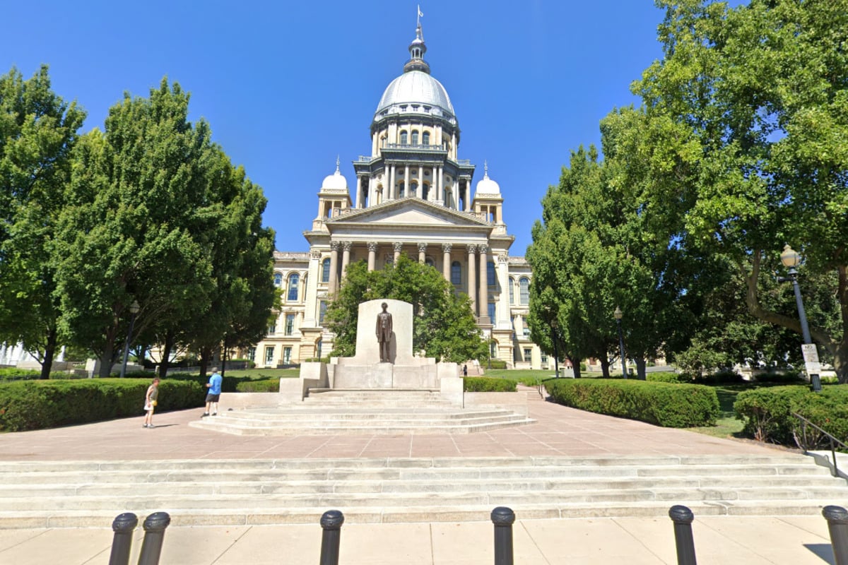 Illinois Department of Labor and Fire Service Institute Launch 'Defenses for Firefighters' Safety Course in Wake of Lt. Ramos Tragedy