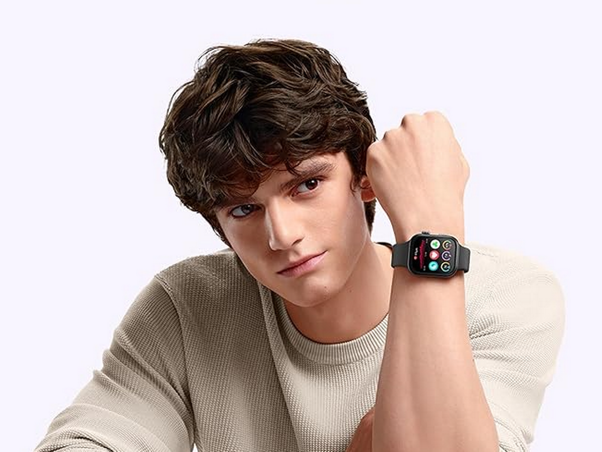 Huawei smartwatch for iPhone and Android users drops below £70