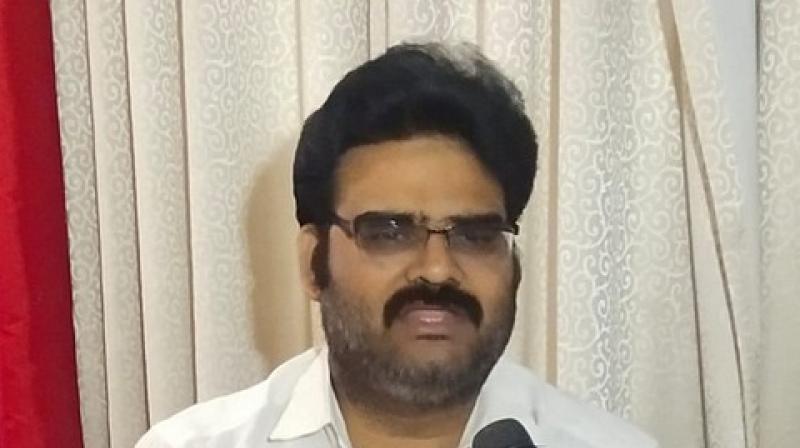 Lanka Dinakar Reviews Cyclone Montha Relief Operations In Prakasam District