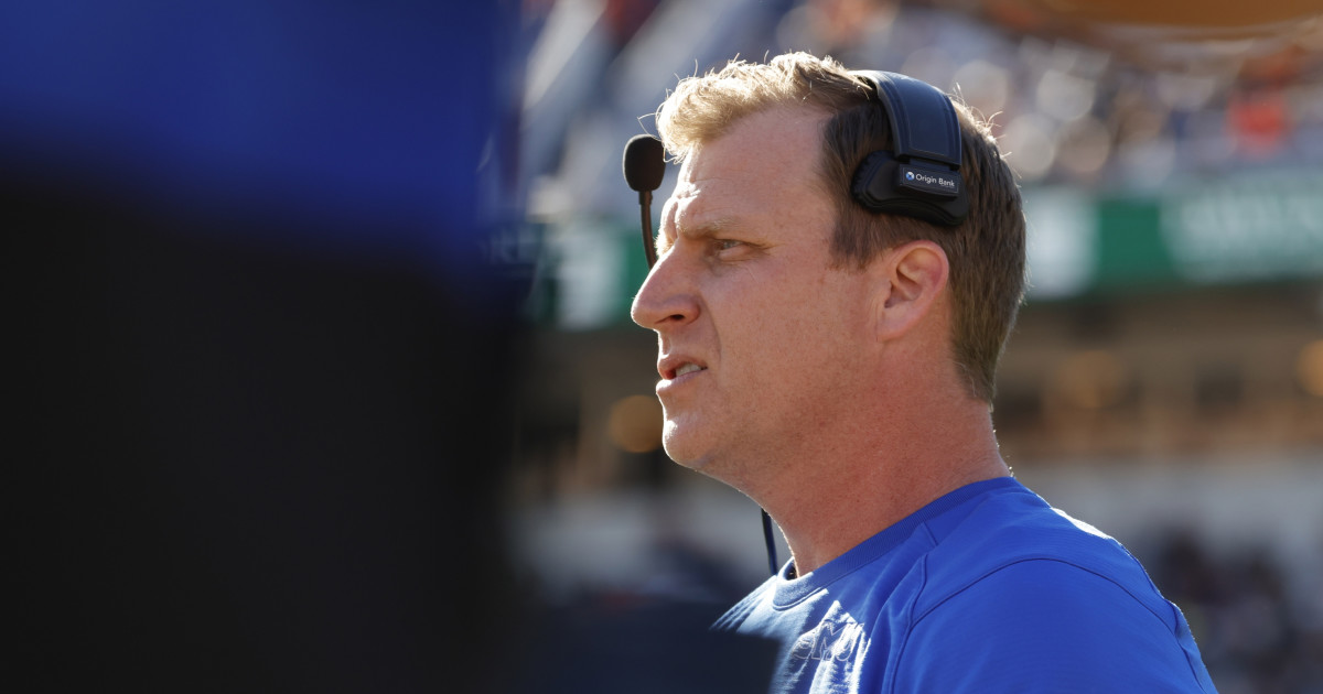 Major SEC Program Dealt Unfortunate News on Top Coaching Candidate