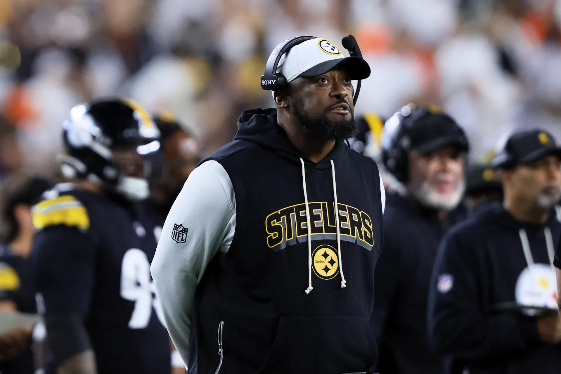 "$100 million defense & can’t tackle," "Coaching malpractice": Calls mount for Mike Tomlin's firing from fans after Steelers' embarrassing SNF loss 