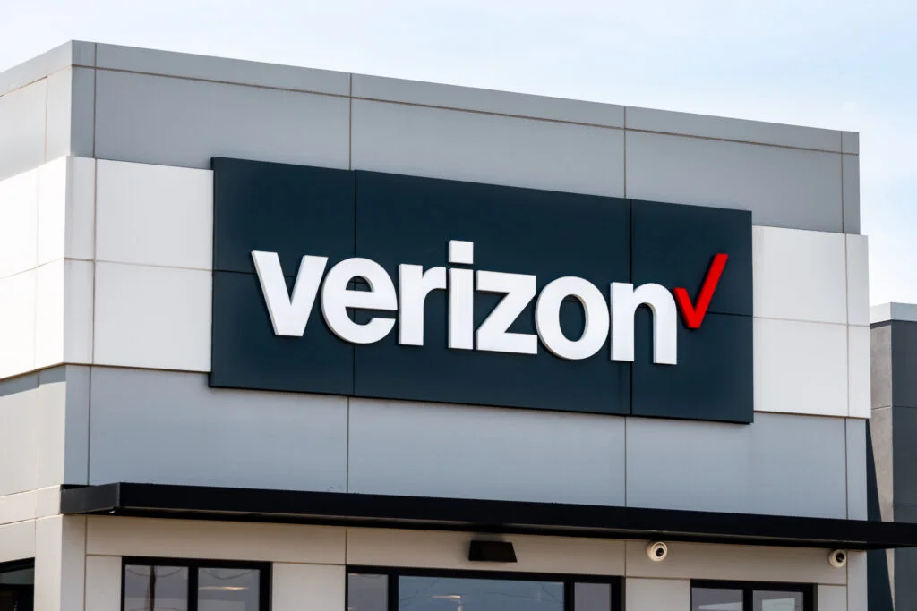 Verizon Stock Is Rising Friday: What's Going On?