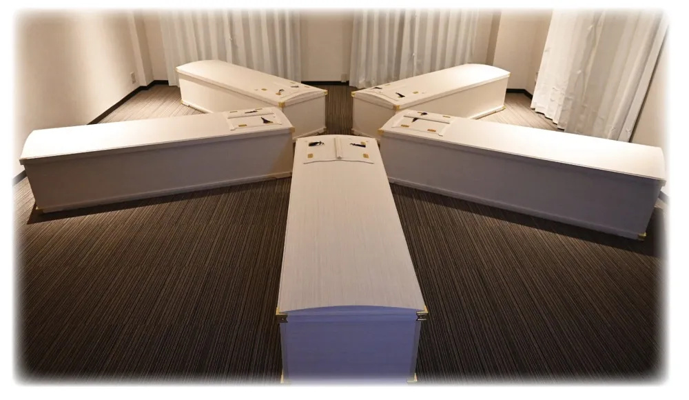Coffin meditation sessions being offered by Tokyo relaxation parlor