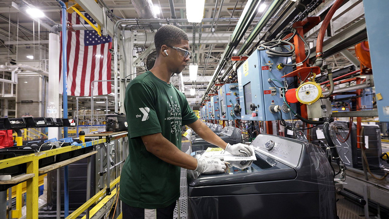 Dozens of American manufacturing associations urge congressional leaders to reopen federal government