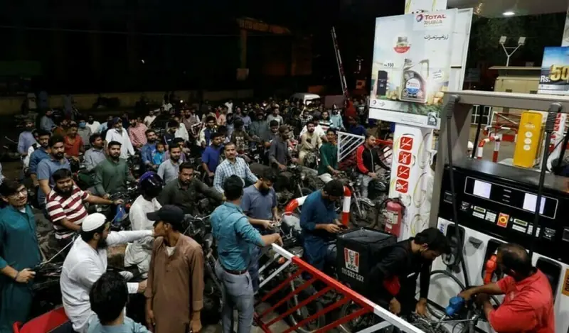 Govt hikes petrol price by Rs2.43, diesel by Rs3.02 per litre