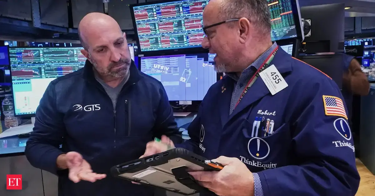 Fiserv stock crashes on Wednesday: Fi shares to trade on Nasdaq from November. Check share price