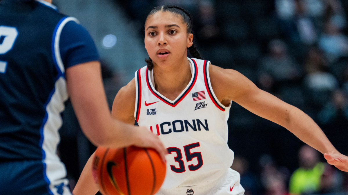 Women's college basketball Power Rankings: UConn starts season as No. 1