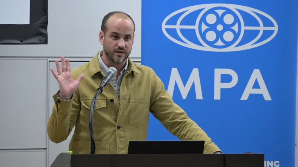 'Elvis' Producer on 'Joan of Arc,' Karaoke With Hugh Jackman