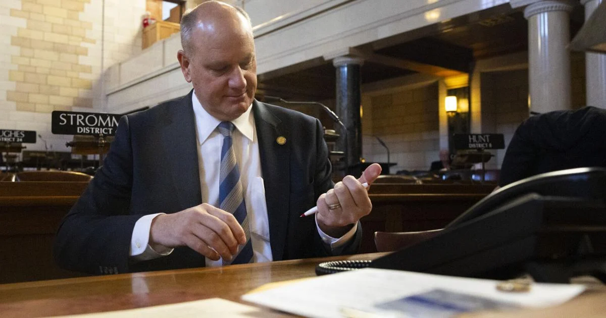 Nebraska lawmakers dig into authority of Medical Cannabis Commission