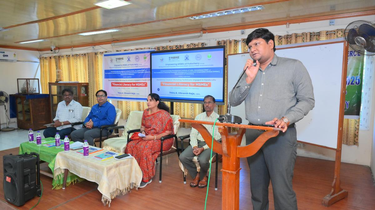 Financial literacy programme for artisans and representatives of MSMEs held