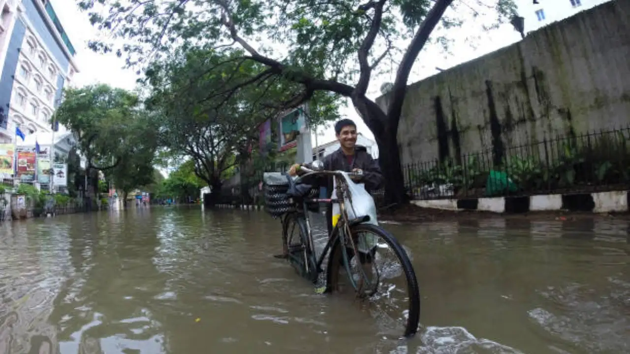 Hyderabad Begins to Recover as Cyclone Montha Moves Away: Check Weather Forecast for November’s First Week